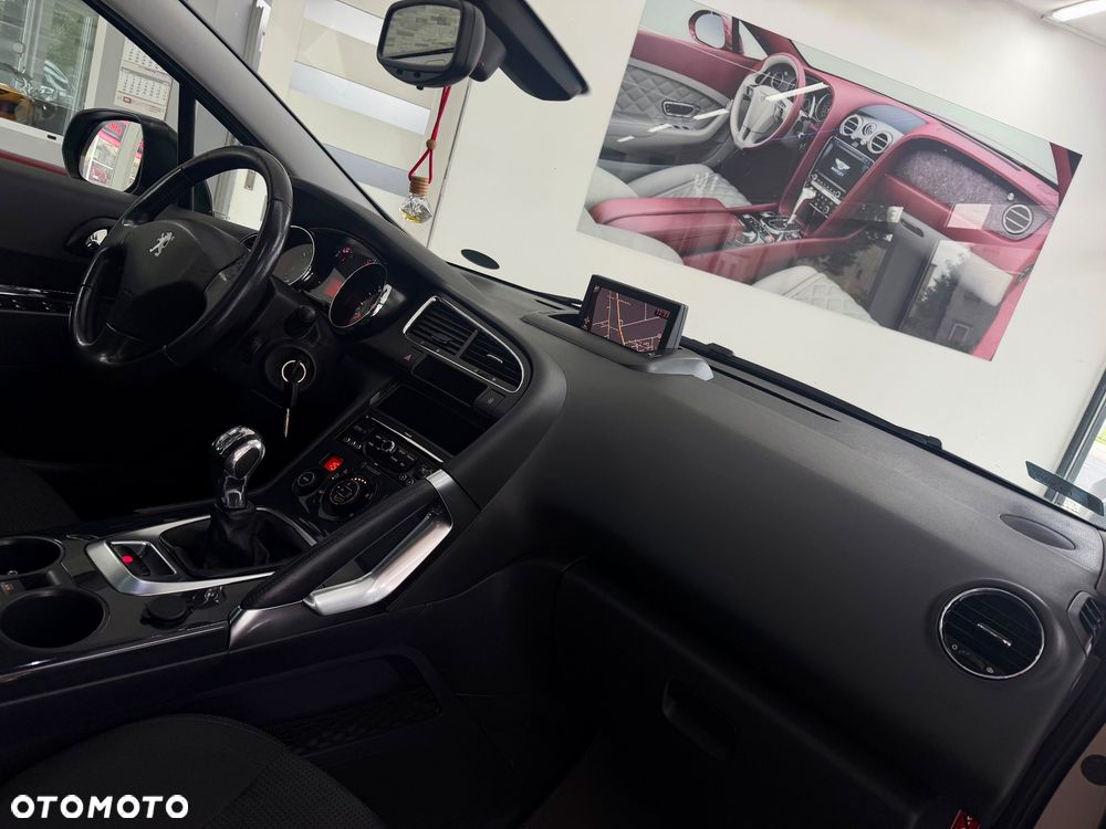Peugeot 3008 1.6 Premium - 39