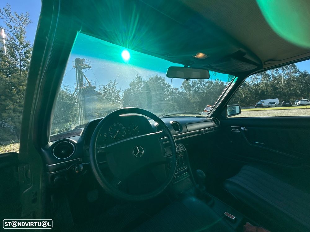 Mercedes-Benz W123 (1976-1986) - 11