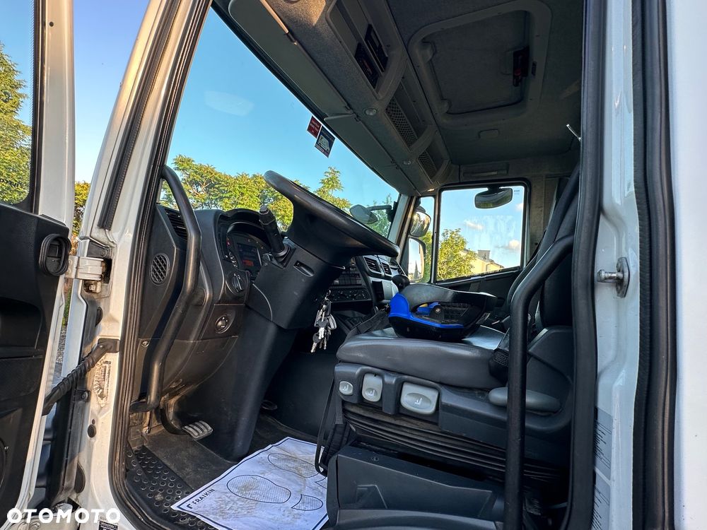 Iveco Stralis 310 E6  4X2 Skrzyniowy + HDS Fassi F135 - 9