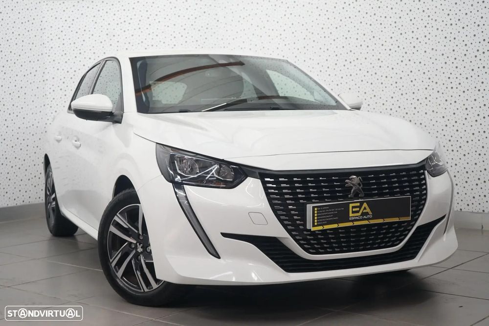 Peugeot 208 - 1