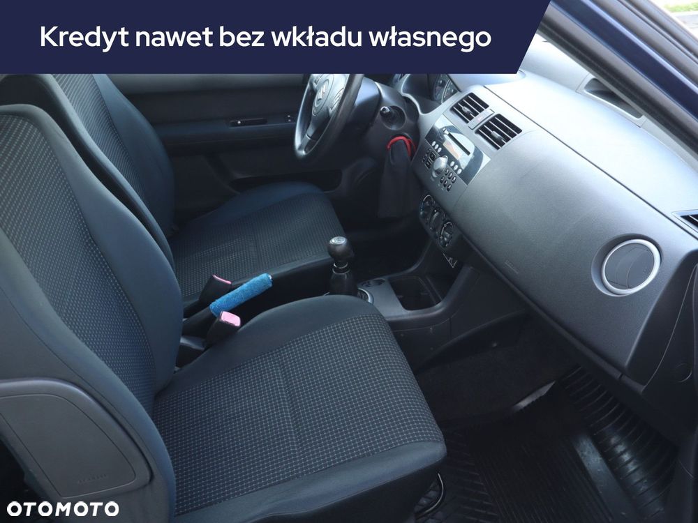 Suzuki Swift - 11