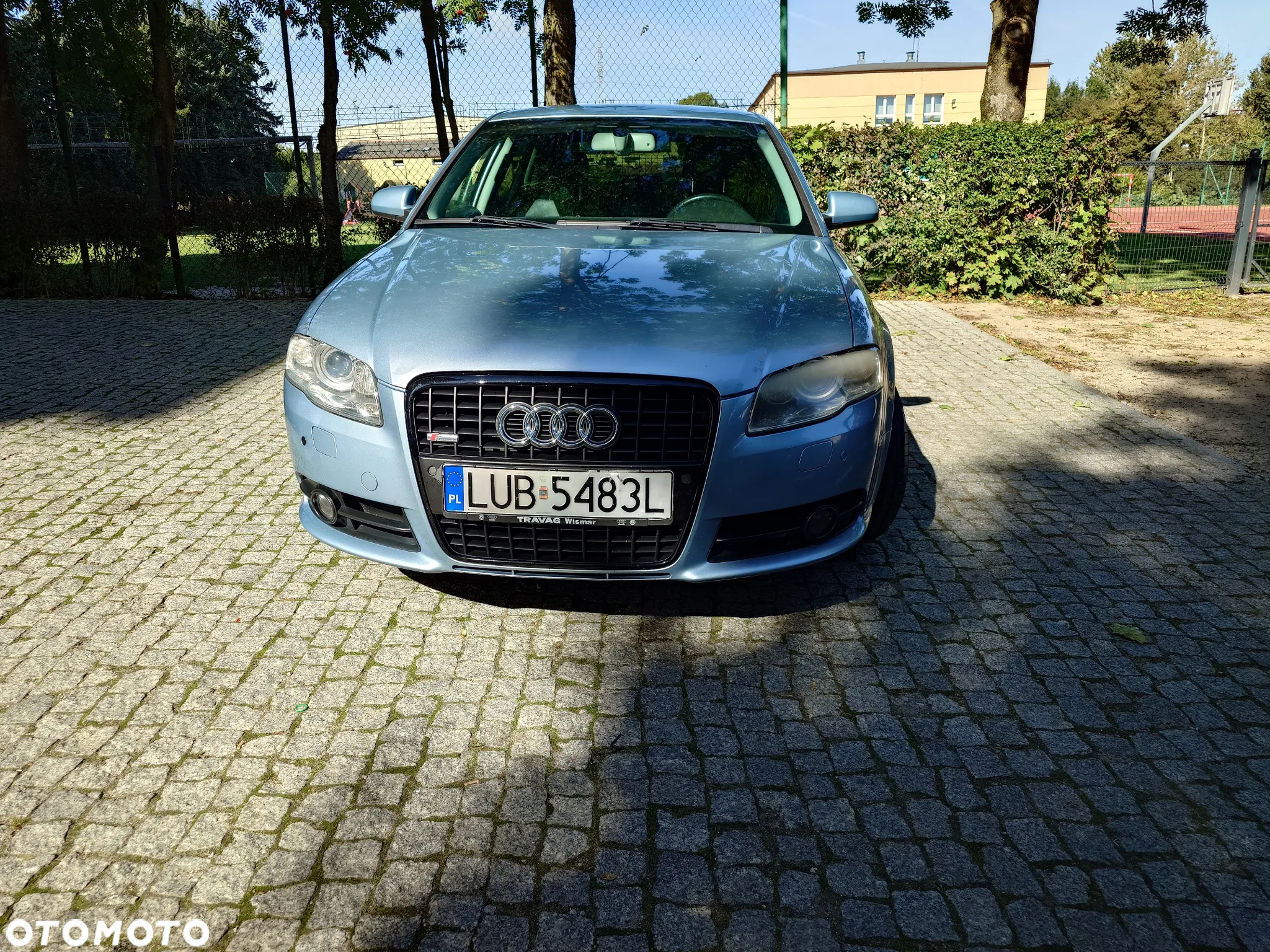 Audi A4 - 4