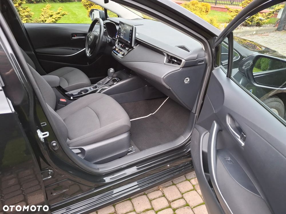 Toyota Corolla 1.8 Hybrid Comfort - 19