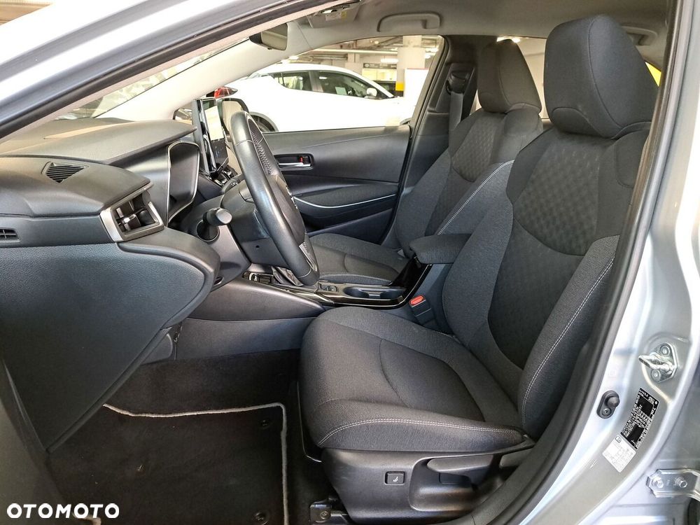 Toyota Corolla 1.8 Hybrid Comfort - 30