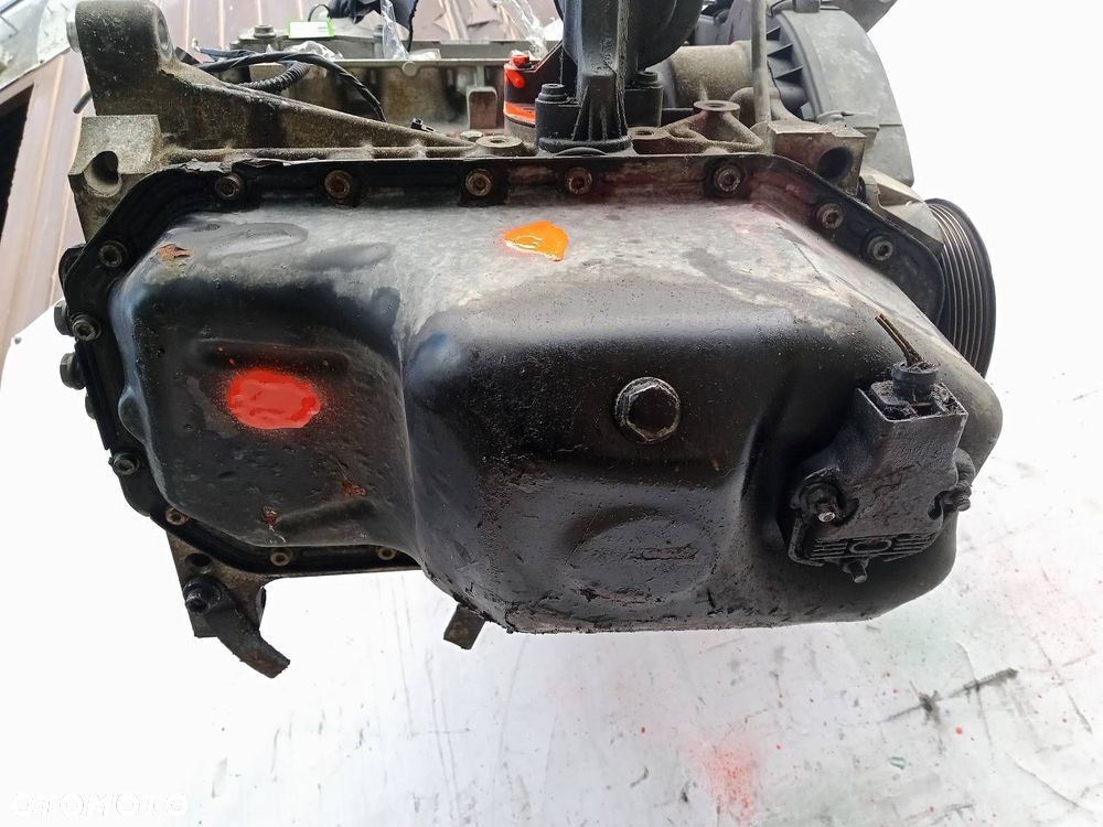 SILNIK CGG SKODA ROOMSTER PREMIA 1.4 - 8