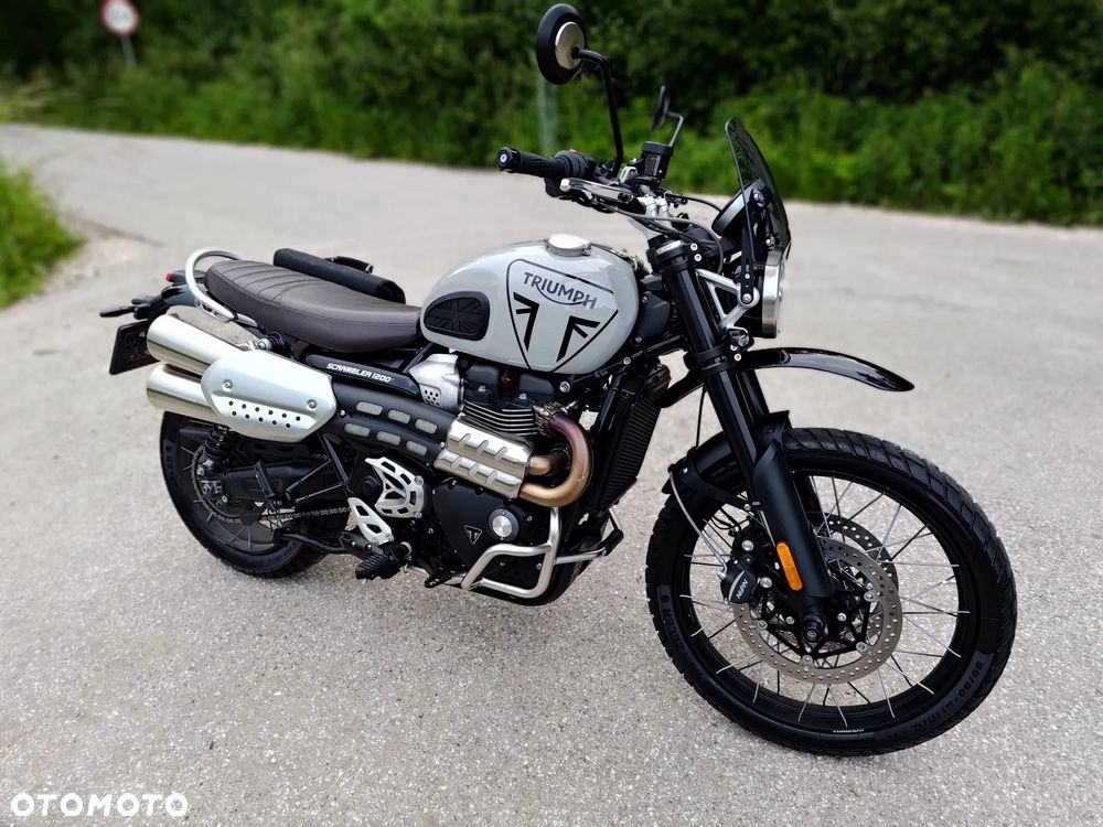 Triumph Scrambler - 2