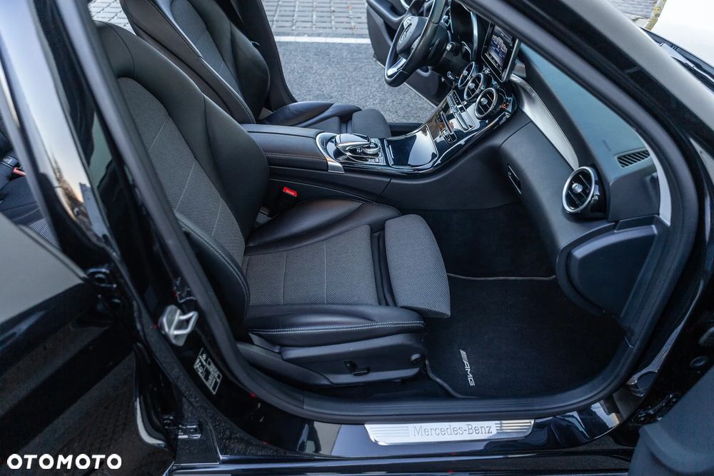 Mercedes-Benz Klasa C - 30