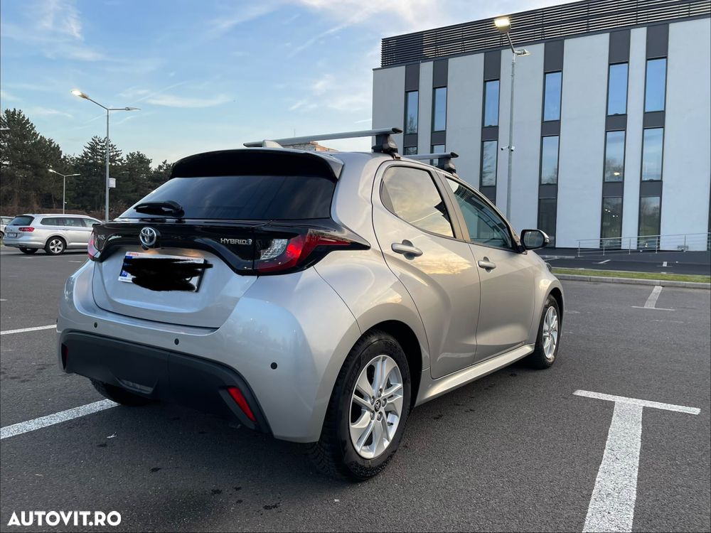 Toyota Yaris 1.5 VVT-i HSD Dynamic - 6