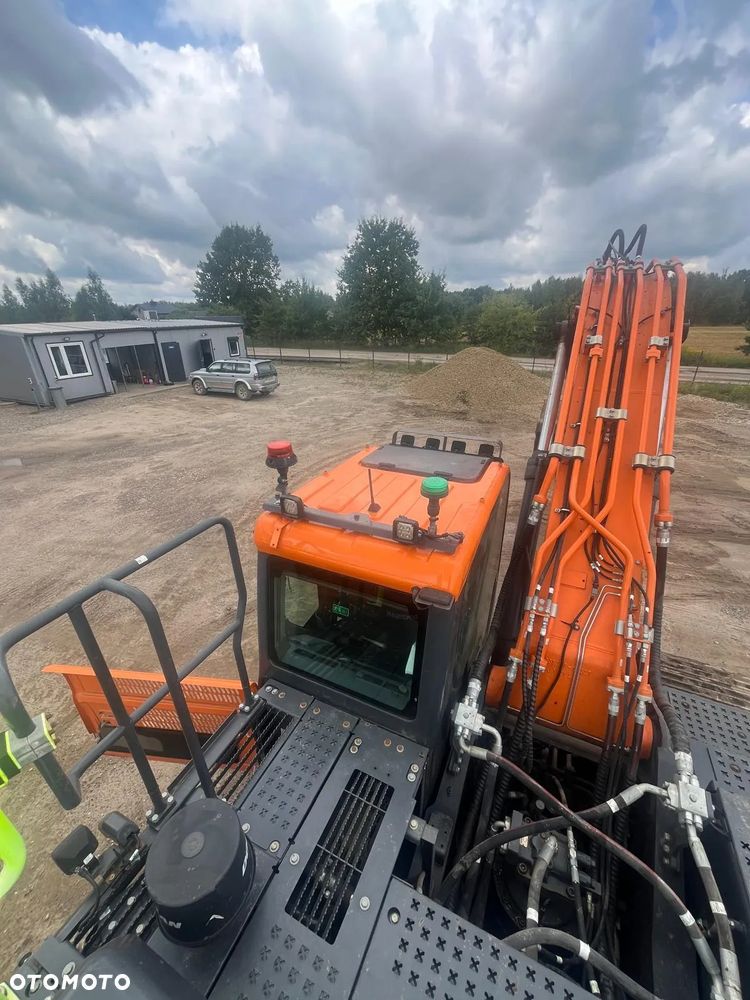 Doosan DX 300  LC - 7 KOPARKA GĄSIENICOWA - 32