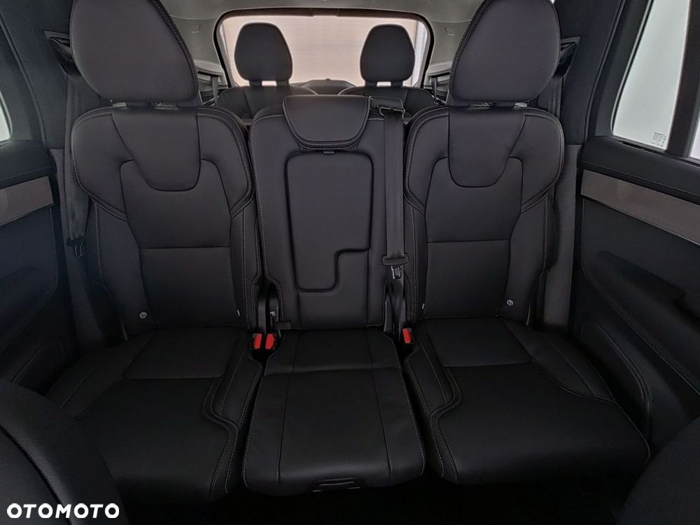Volvo XC 90 T8 AWD Plug-In Hybrid Ultra Bright 7os - 13