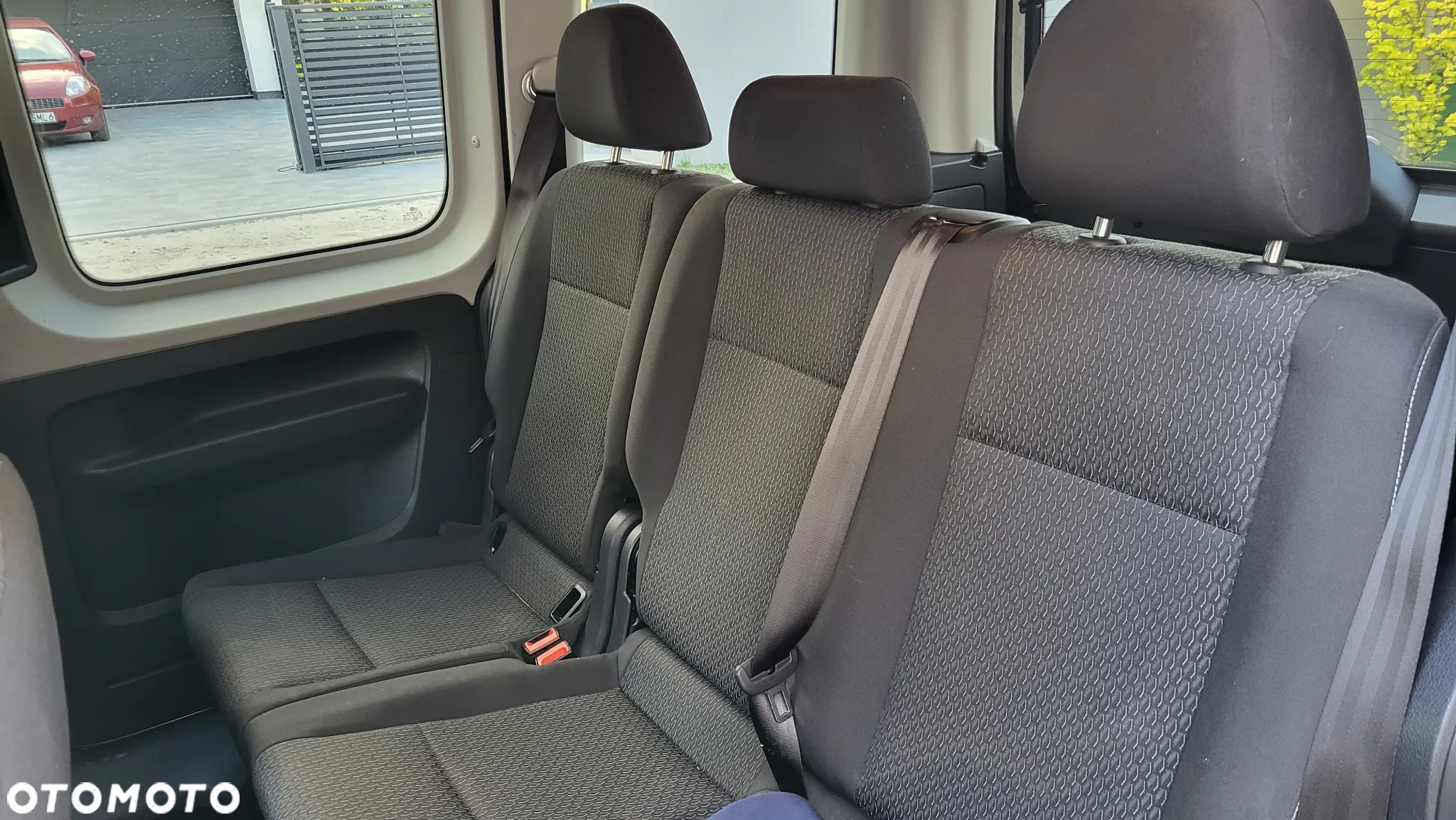 Volkswagen Caddy 1.2 TSI Trendline - 6