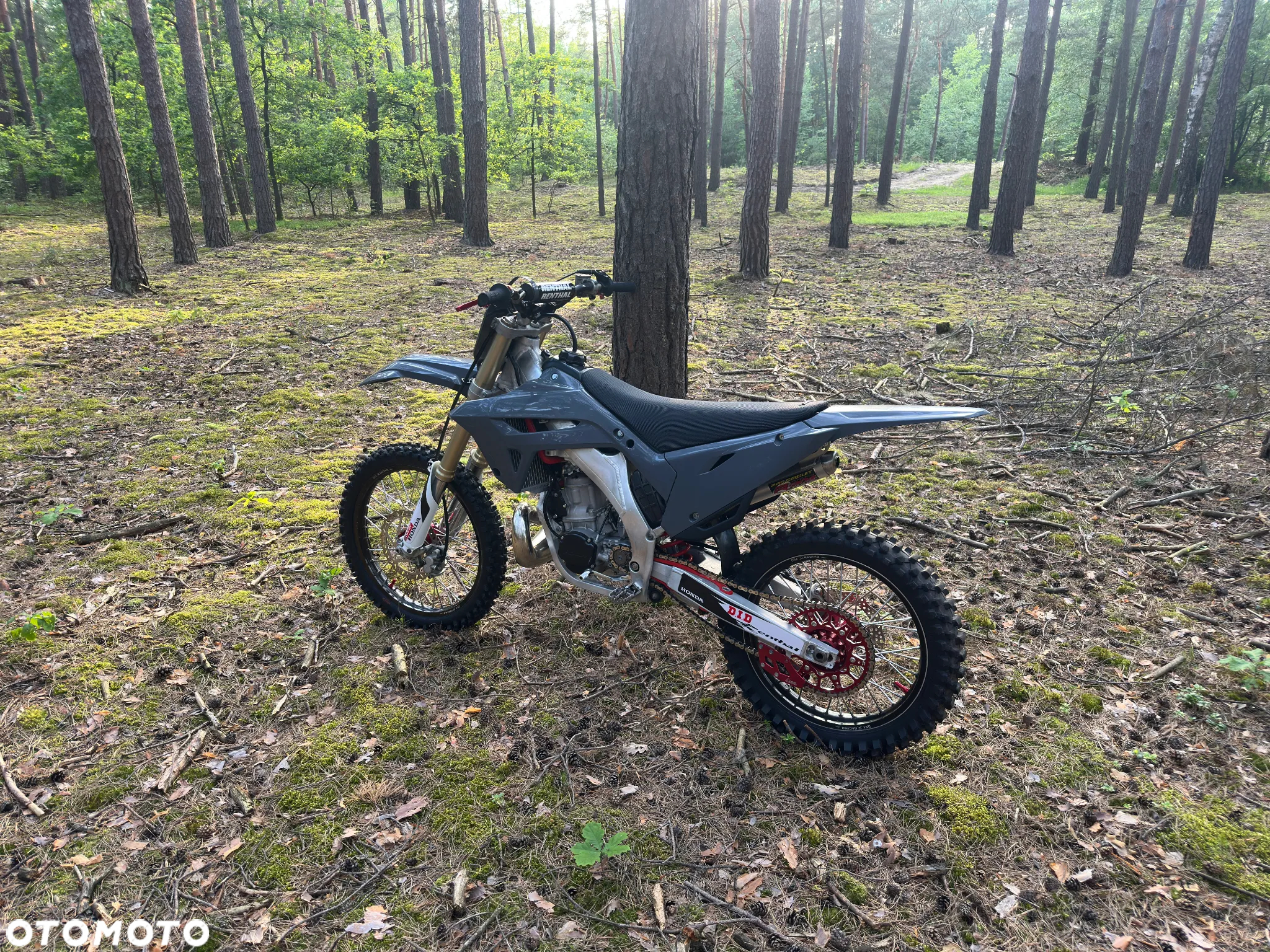 Honda CR - 9