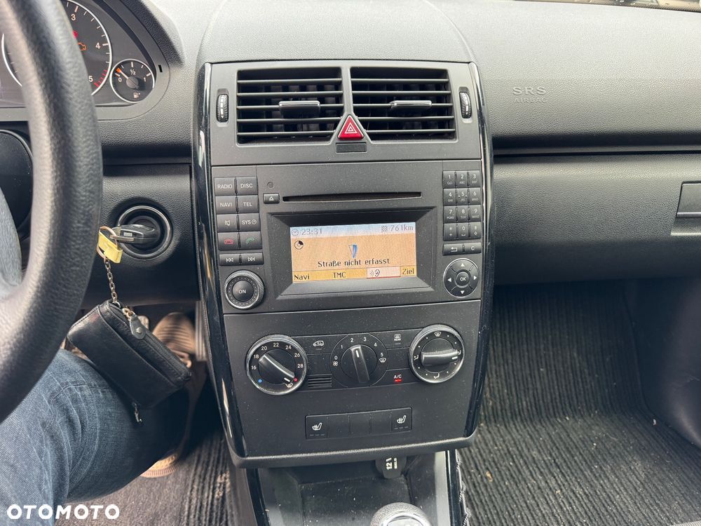 Mercedes-Benz Klasa A 180 CDI DPF Special Edition - 13