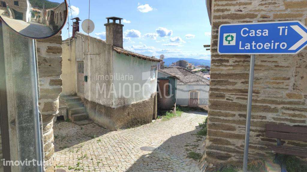 Moradia para reconstruir - Grande imagem: 4/6