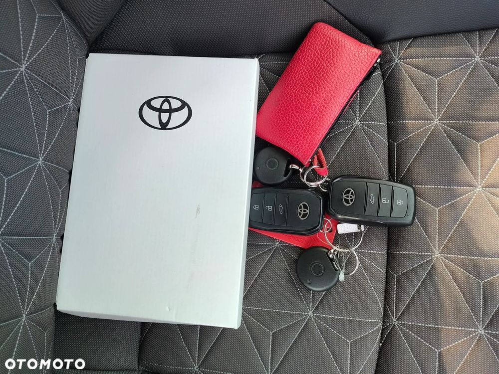 Toyota Yaris Cross Hybrid 1.5 Executive - 21