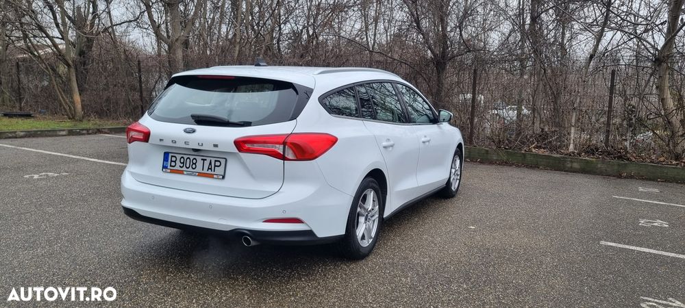 Ford Focus 1.5 EcoBlue Connected - 9