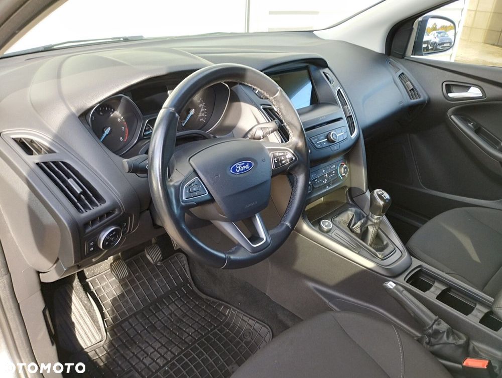 Ford Focus 1.6 Trend Sport - 8