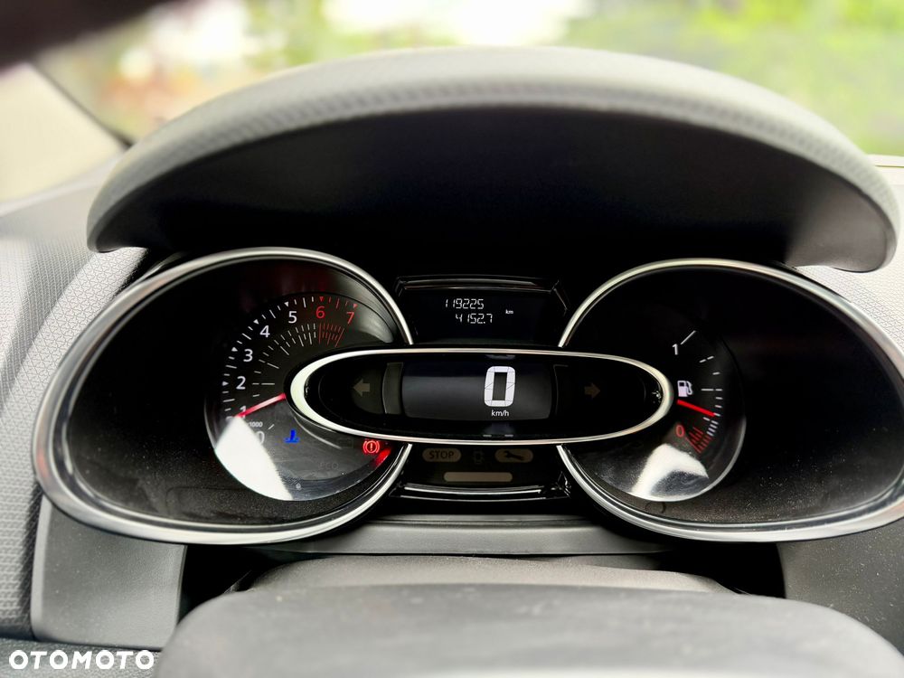 Renault Clio 0.9 TCe Alize - 32