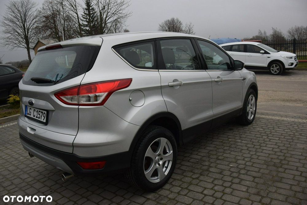 Ford Kuga 2.0 TDCi 2x4 Trend - 12
