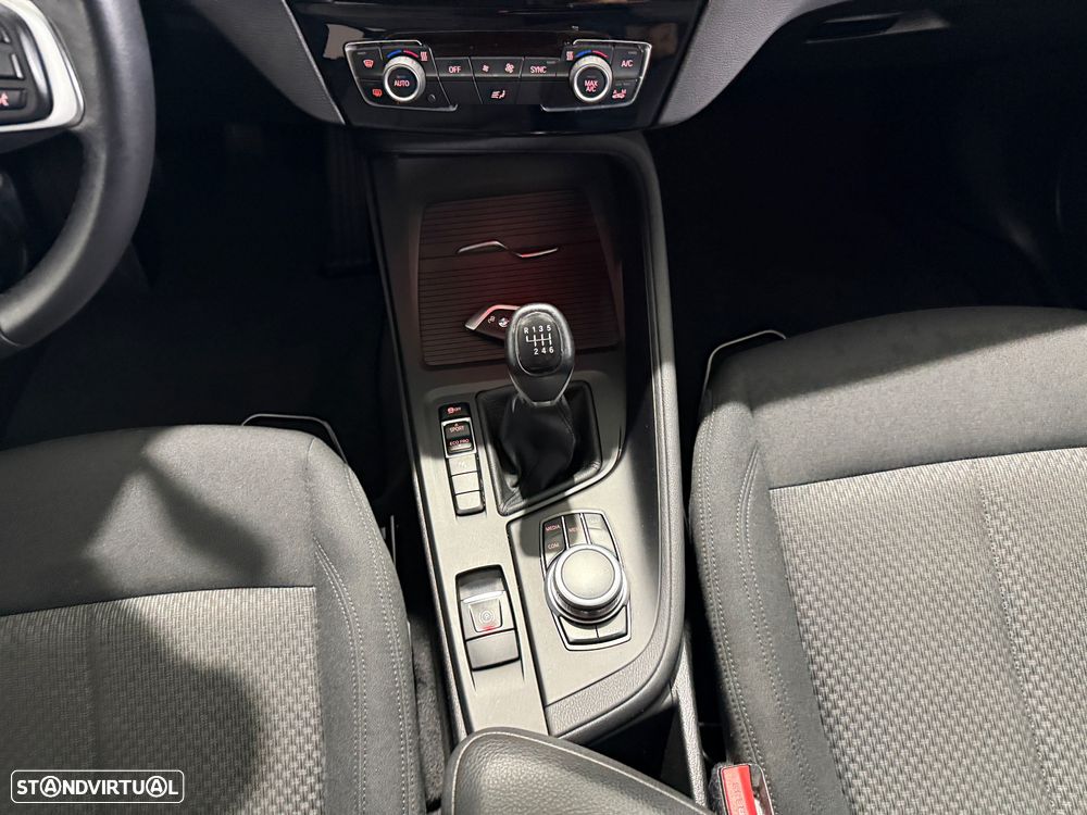 BMW X1 16 d sDrive Line Sport - 21