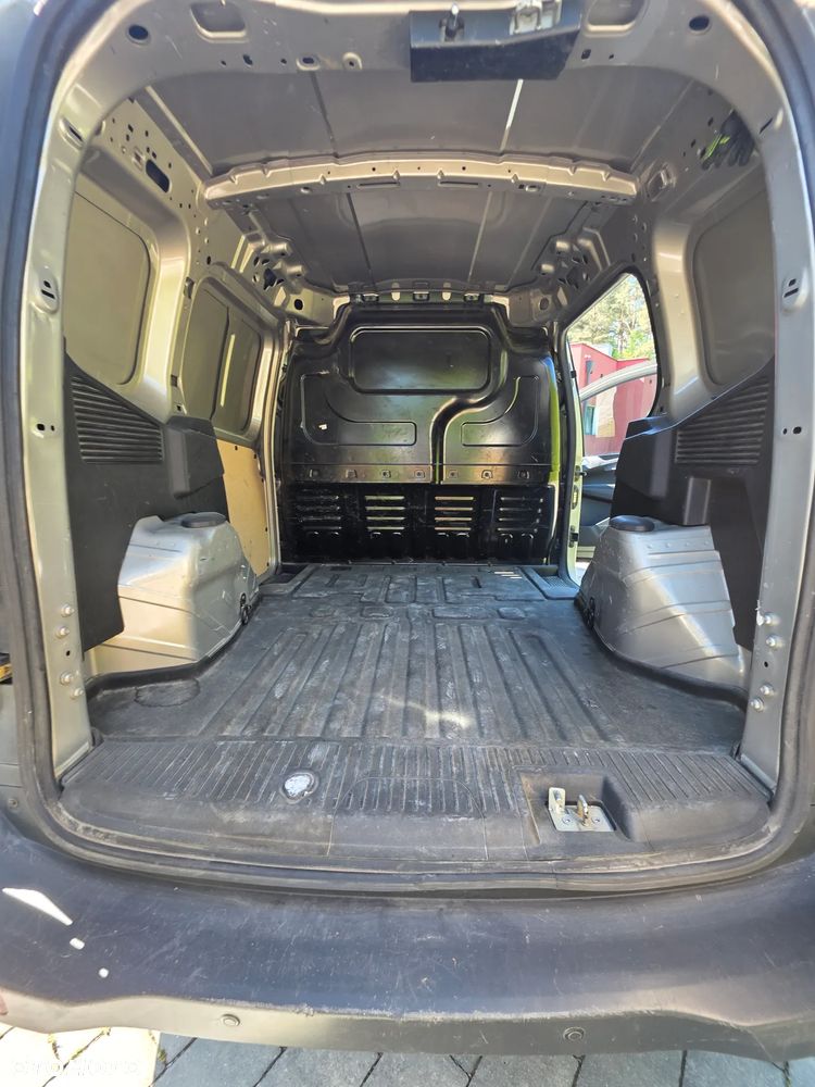 Ford COURIER - 10