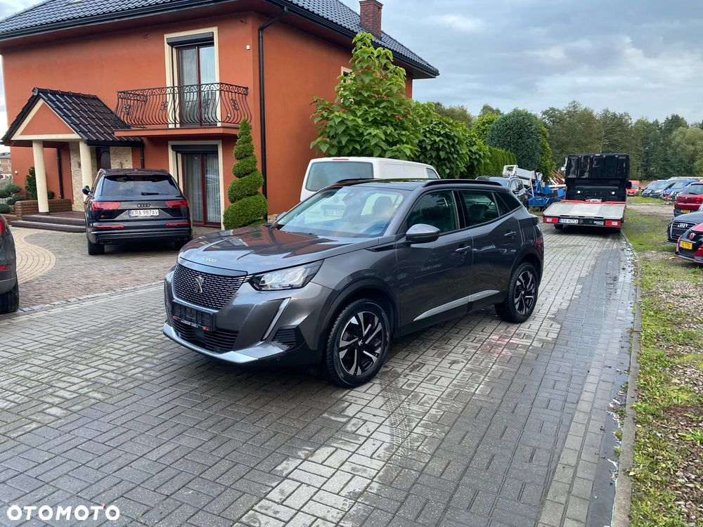 Peugeot 2008 PureTech 100 Allure - 1
