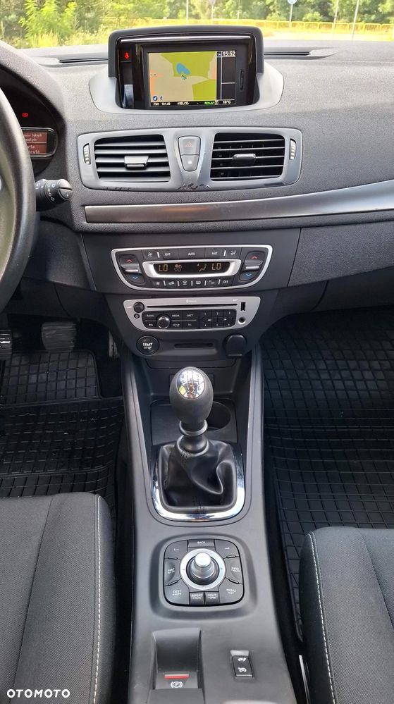 Renault Megane ENERGY dCi 110 Start & Stop Bose Edition - 10