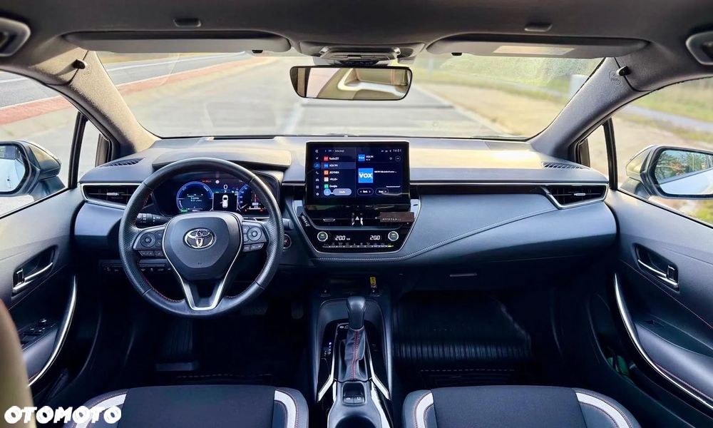Toyota Corolla 2.0 Hybrid GR Sport Dynamic - 34
