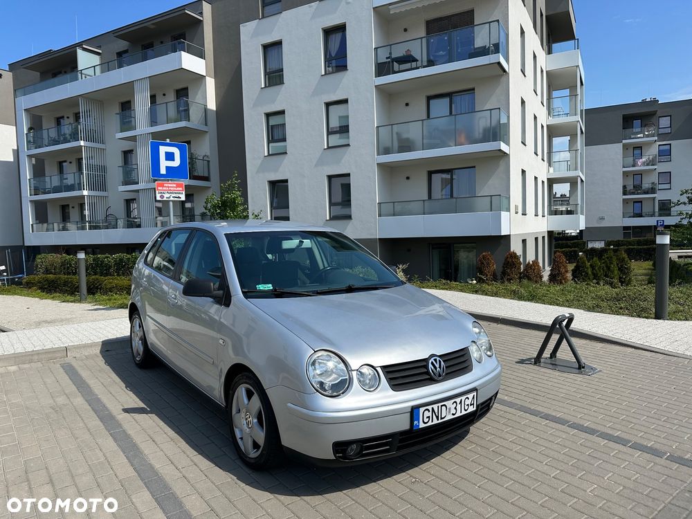 Volkswagen Polo 1.4 16V Comfortline - 3