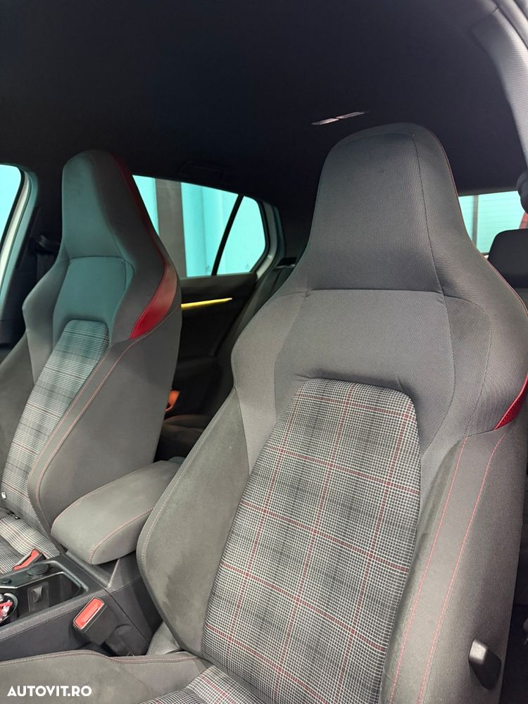 Volkswagen Golf 2.0 TSI GTI Performance - 14