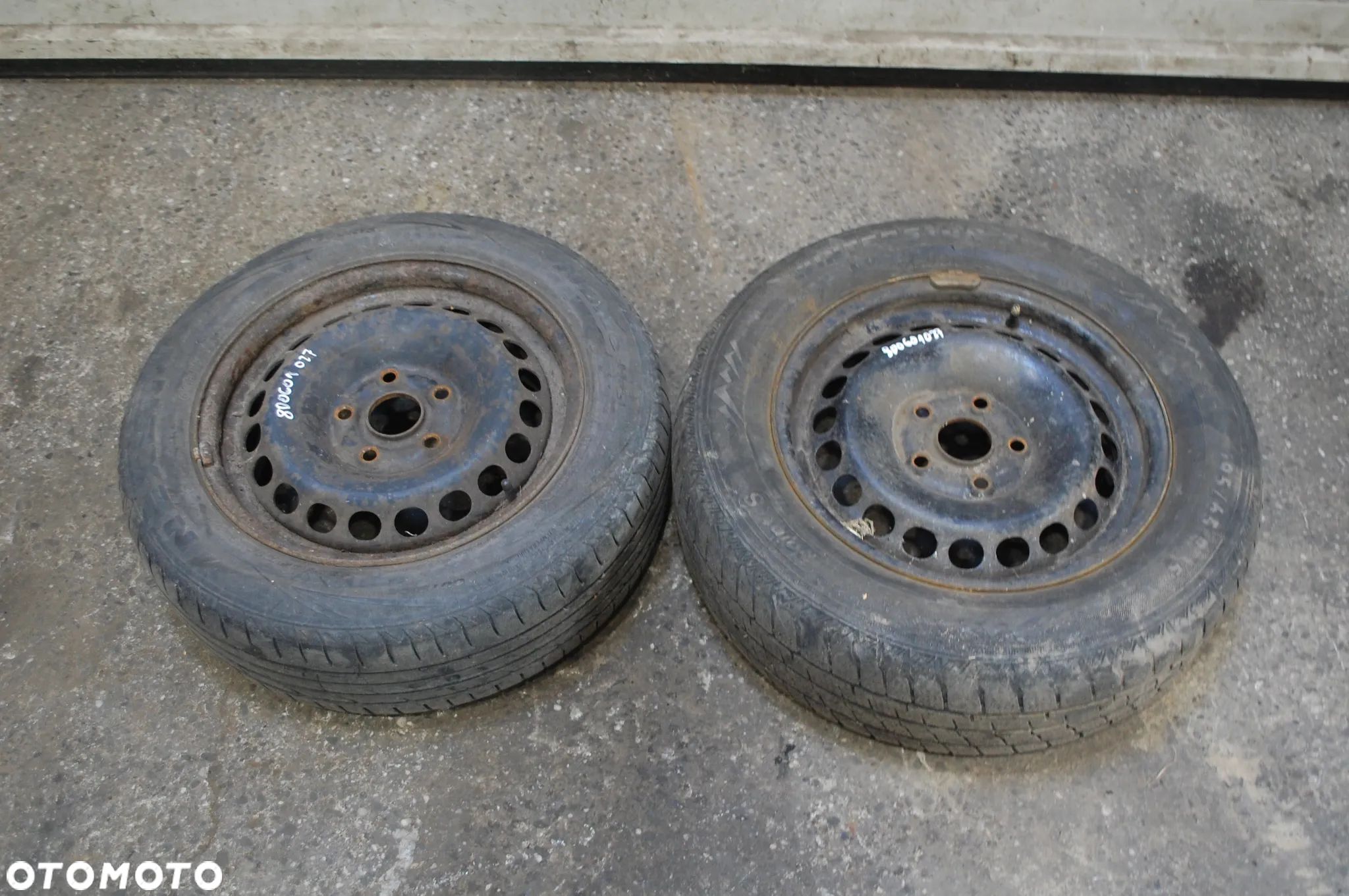 FELGI STALOWE + OPONY LETNIE 195/65R15 8D0601027 ET45 6J AUDI A4 B6 B7 VW PASSAT - 1