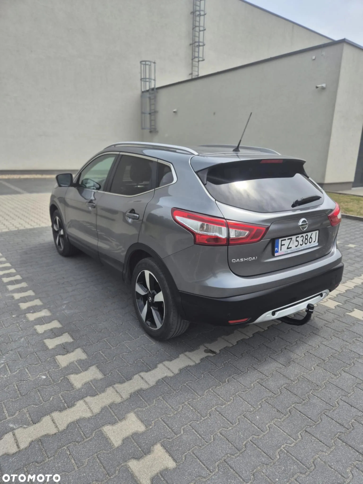 Nissan Qashqai 1.2 DIG-T N-Connecta - 4