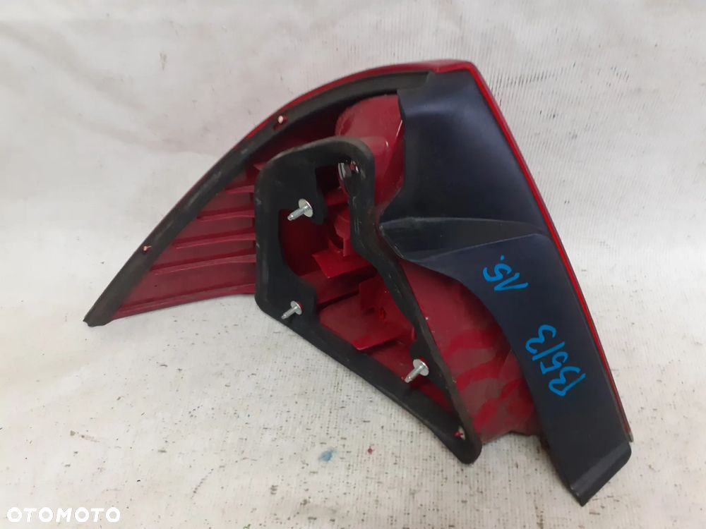 * LAMPA TYLNA PRAWA TYŁ PRAWO FORD MONDEO MK3 LIFT - 2