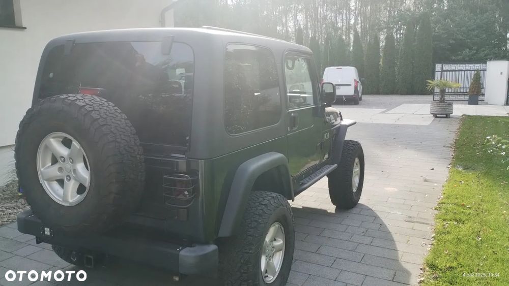 Jeep Wrangler - 6