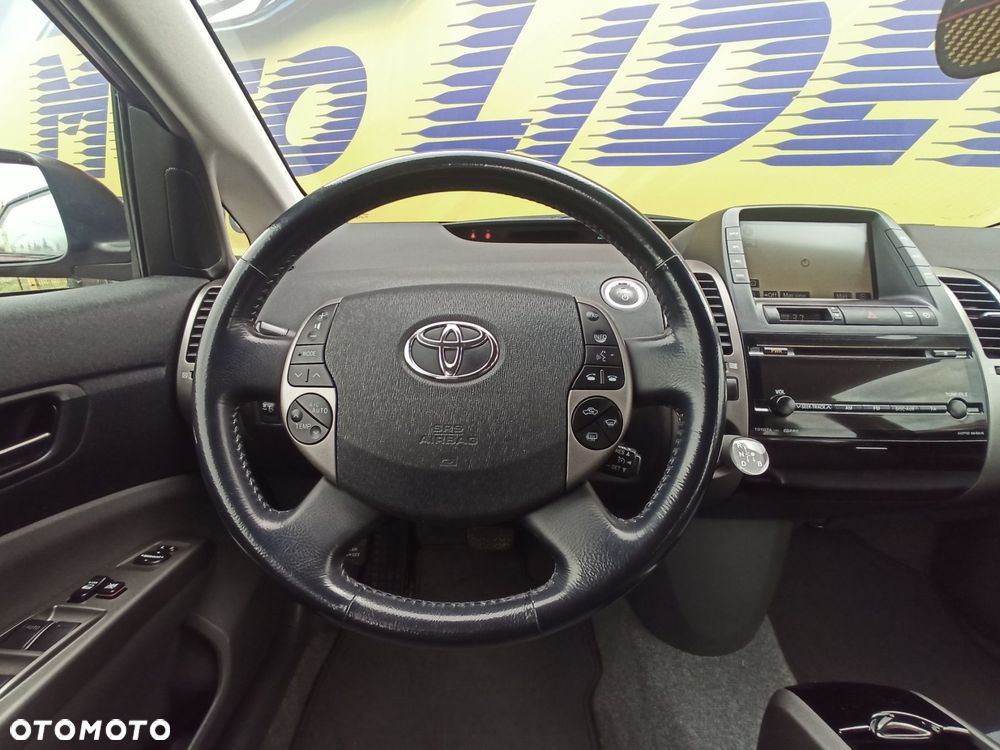 Toyota Prius - 15