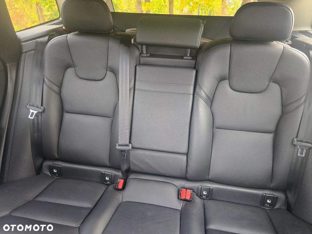 Volvo XC 60 B5 B AWD Inscription - 30
