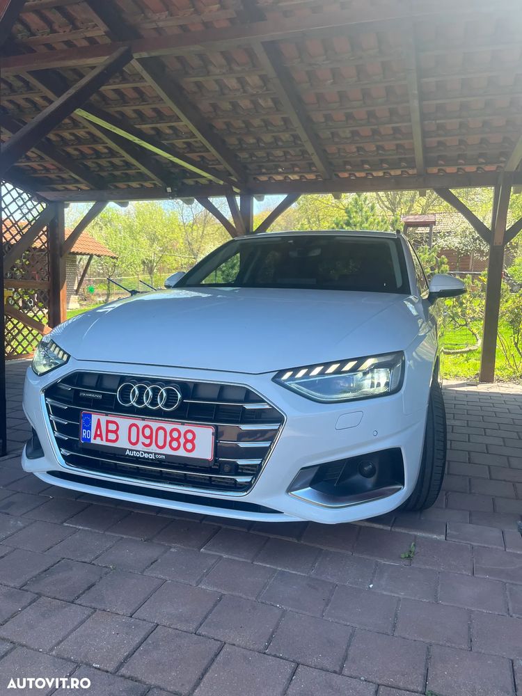 Audi A4 40 TFSI quattro S tronic - 1