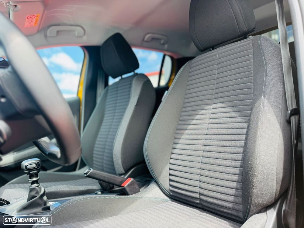 Peugeot 208 1.2 PureTech Allure - 18