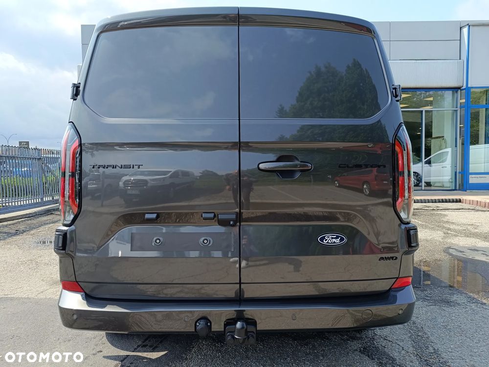 Ford Transit Custom Van Limited 2.0 170 KM L2 320  AWD - 5