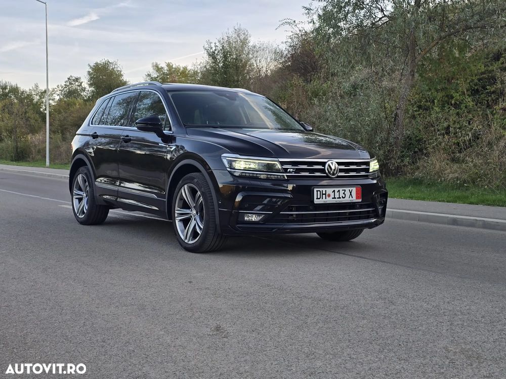 Volkswagen Tiguan - 1