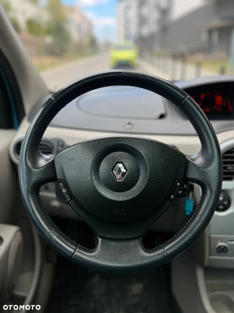 Renault Modus - 25