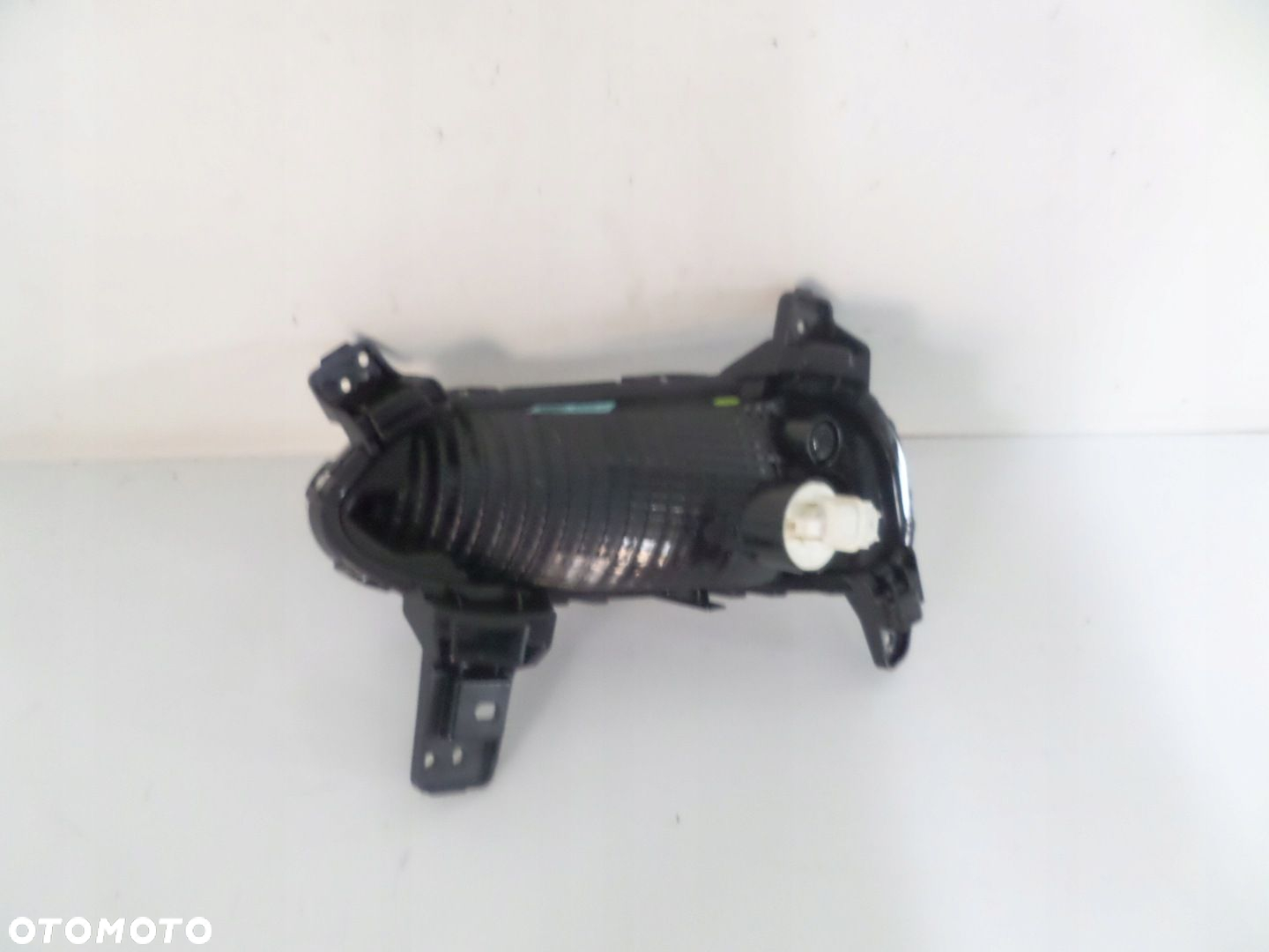 Migacz kierunkowskaz prawy KIA CERATO 19- - 4