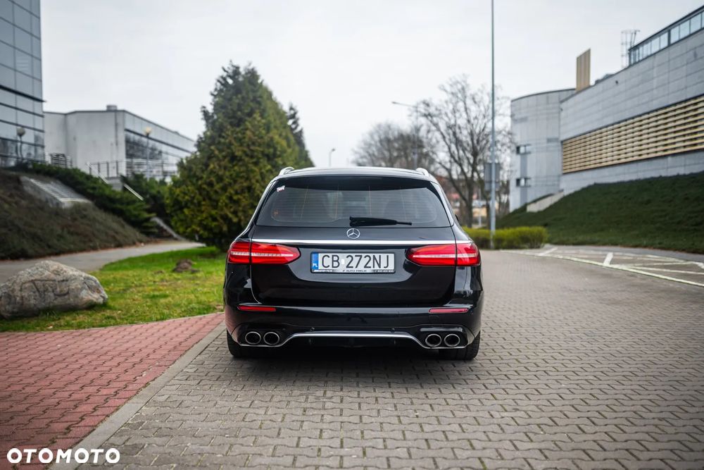 Mercedes-Benz Klasa E - 6