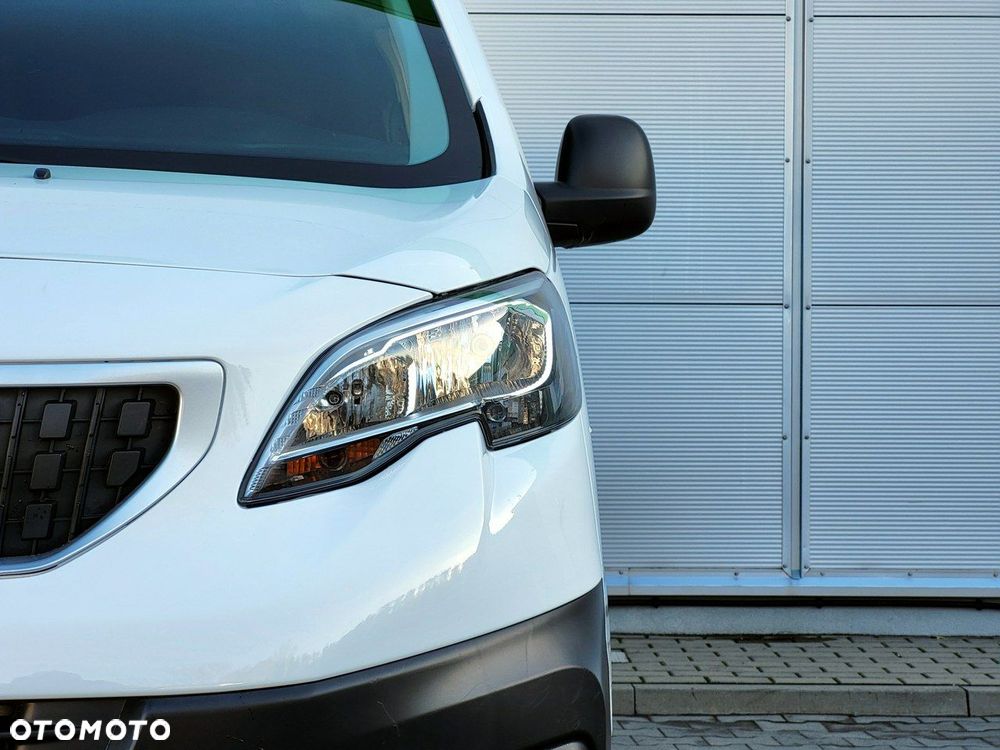 Peugeot Expert - 8