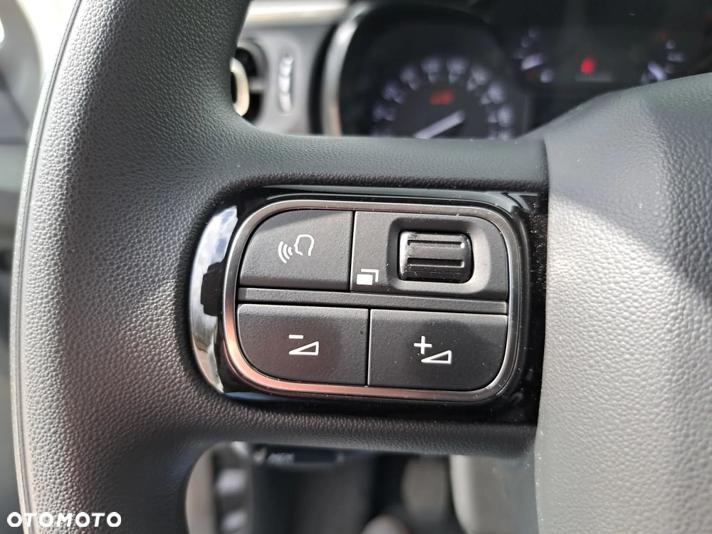 Citroën C3 1.2 PureTech Shine - 18