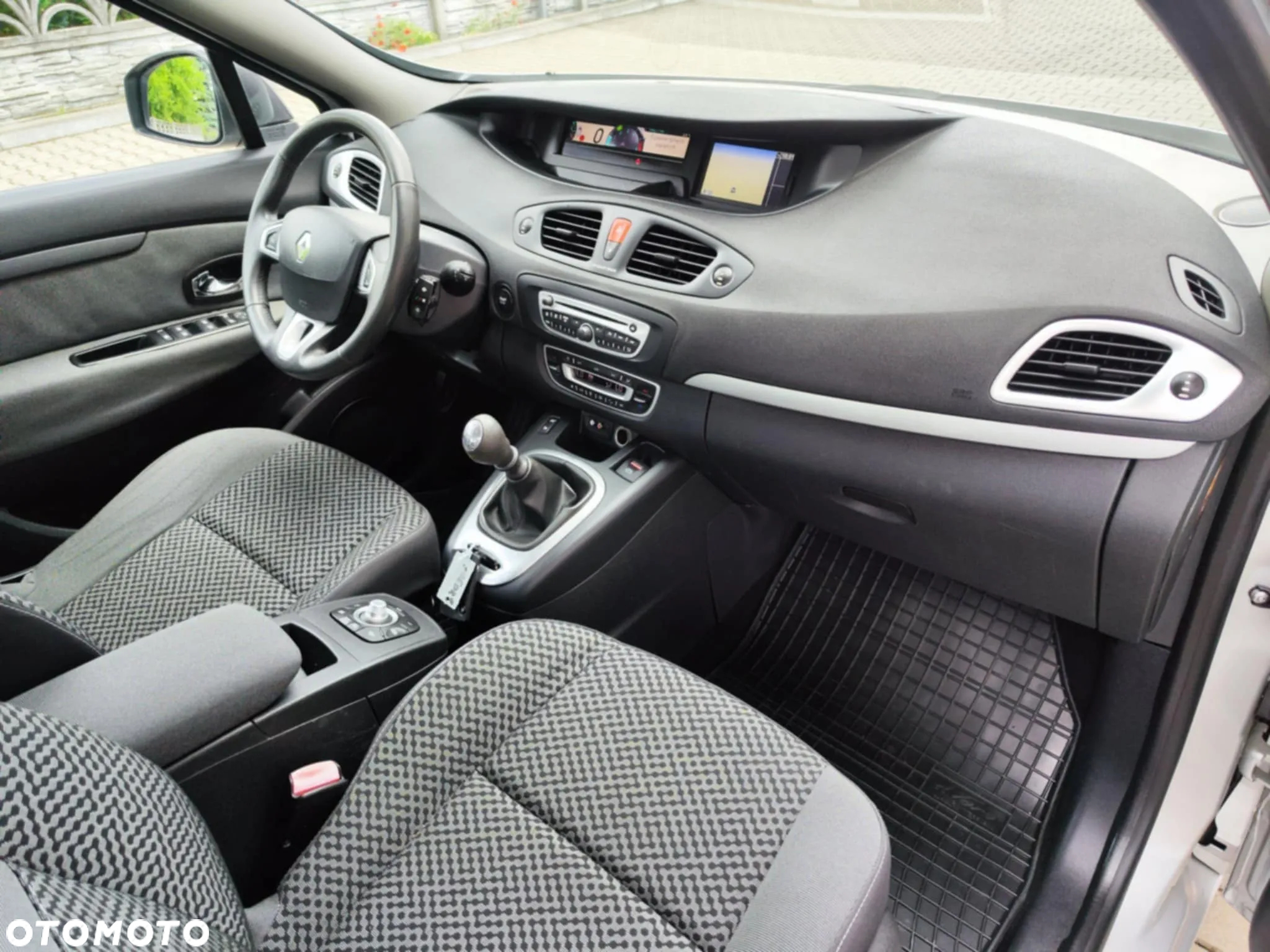 Renault Scenic 1.5 dCi Dynamique - 18