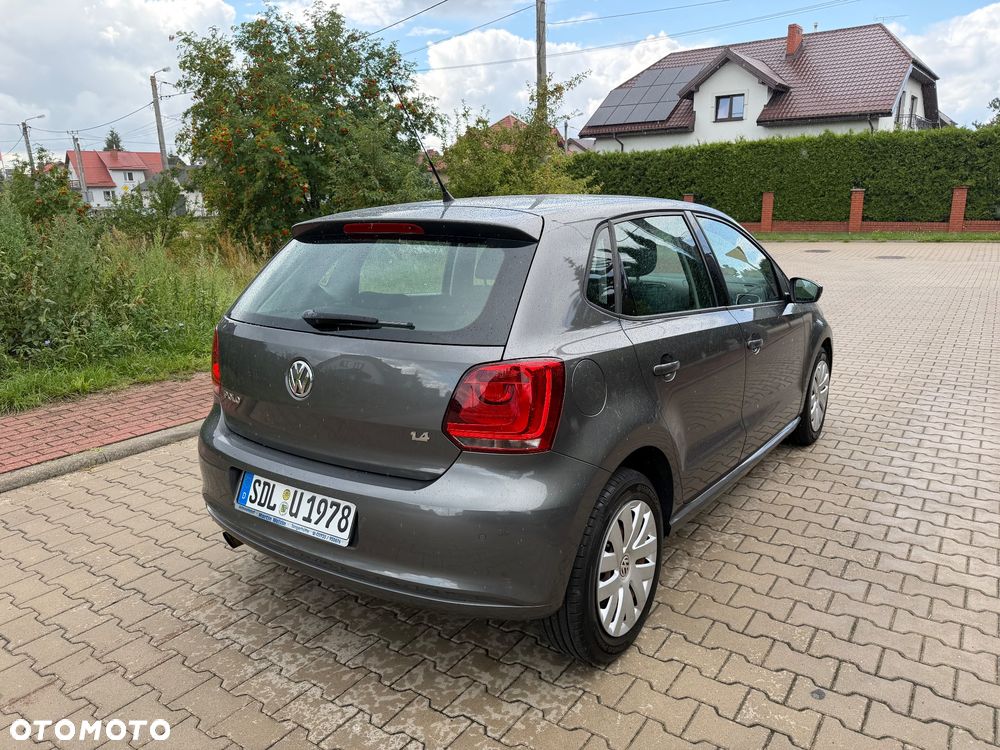 Volkswagen Polo 1.4 Comfortline - 15