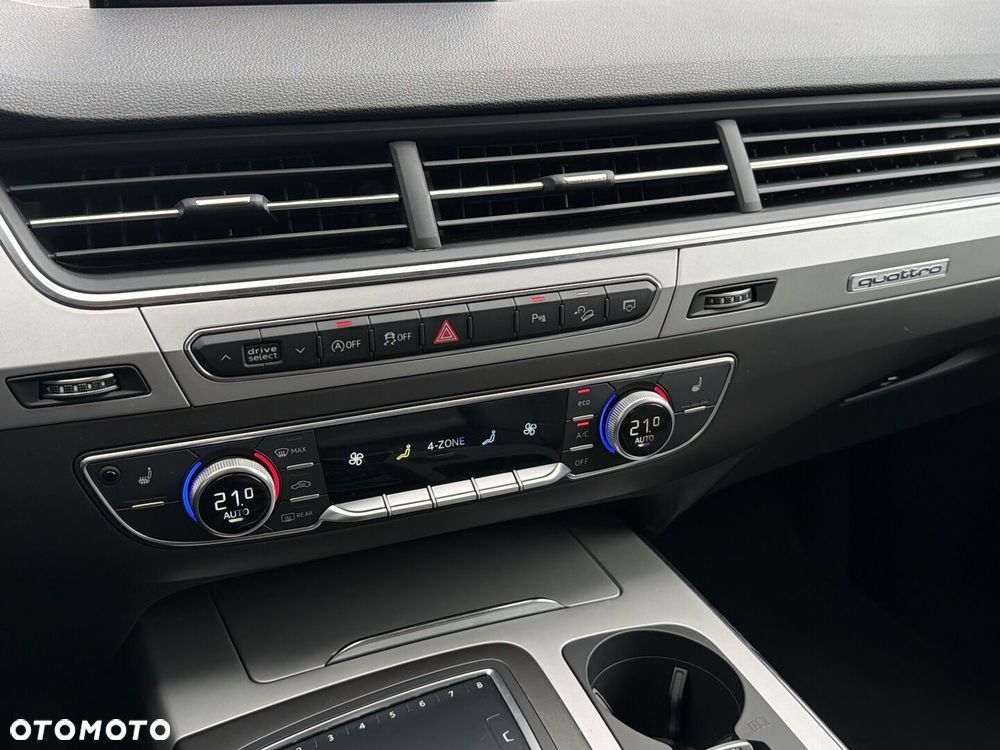 Audi Q7 - 26