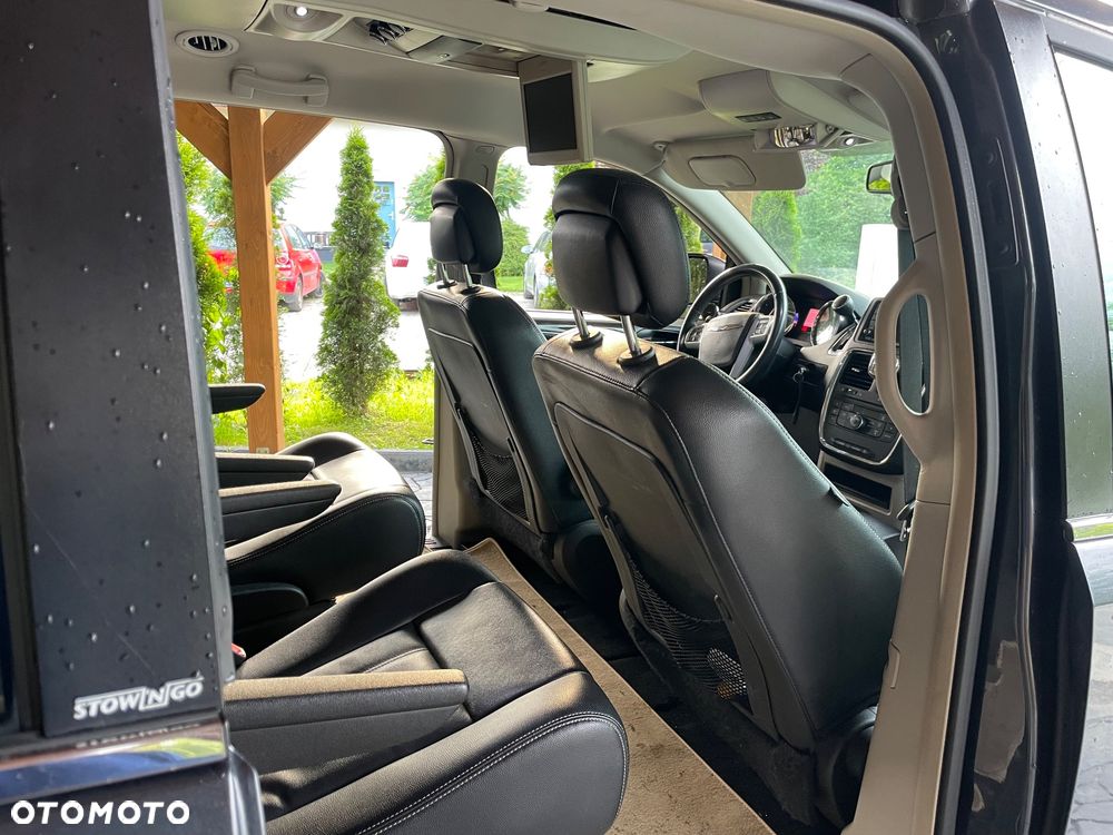 Chrysler Town & Country 3.6 Touring - 7