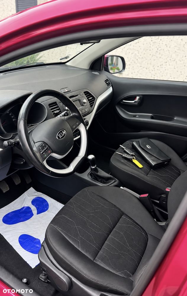 Kia Picanto 1.0 Fifa World Cup Edition - 15